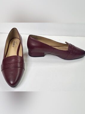 Trotters Burgundy Leather Penny Loafer Pumps Women’s Size 6M Block Heel